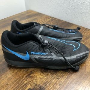 Nike phantom shoes